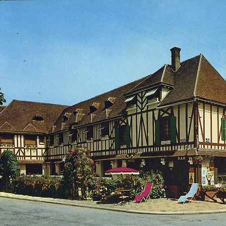 Logis Hotel La Foret Senonches Экстерьер фото