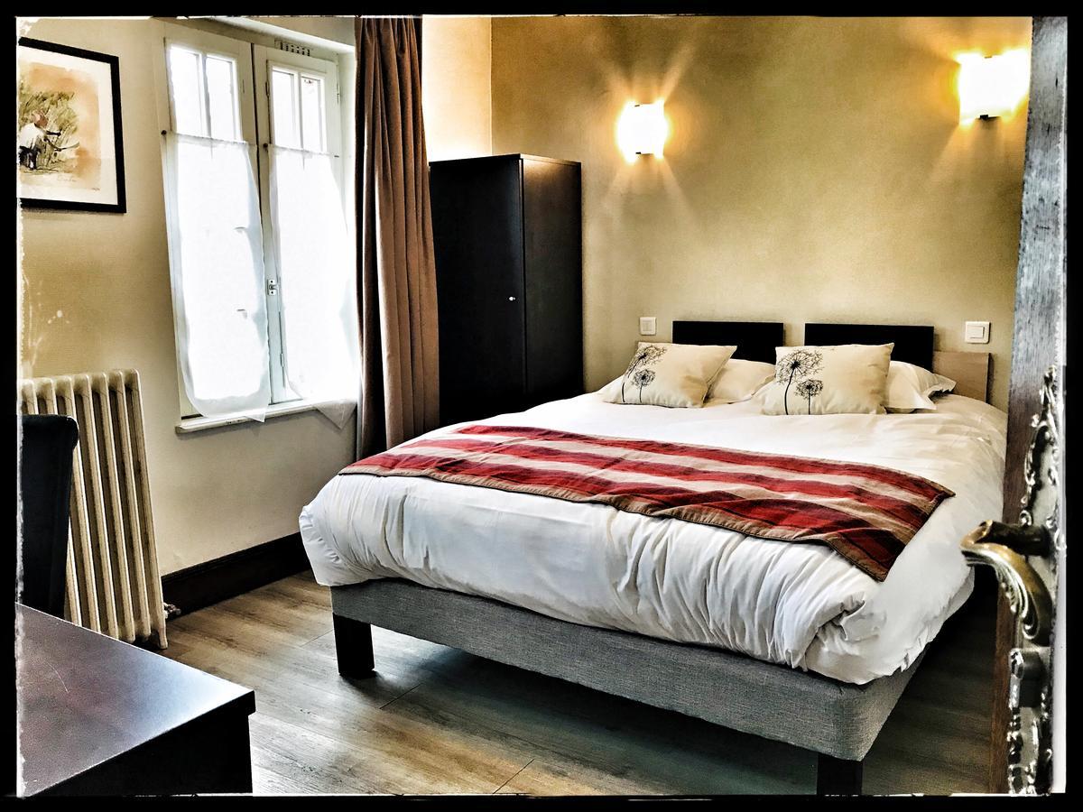 Logis Hotel La Foret Senonches Экстерьер фото