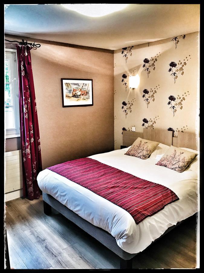 Logis Hotel La Foret Senonches Экстерьер фото
