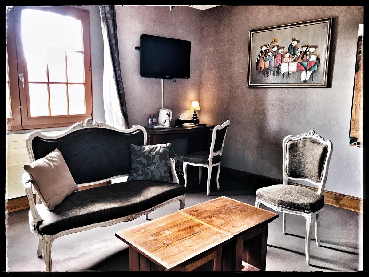 Logis Hotel La Foret Senonches Экстерьер фото