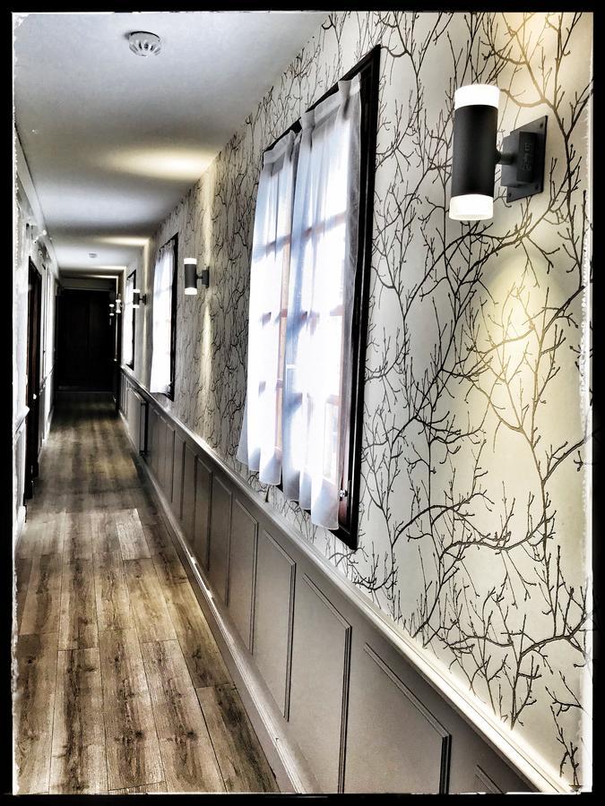 Logis Hotel La Foret Senonches Экстерьер фото